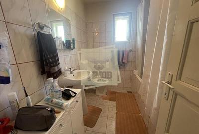 Casa cu 6 camere 3 bai 994 mp teren in Parcul Sub Arini - 10