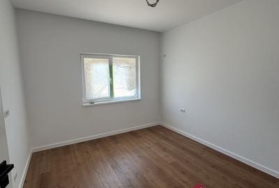 Casă cu 4 camere în Tunari - 2