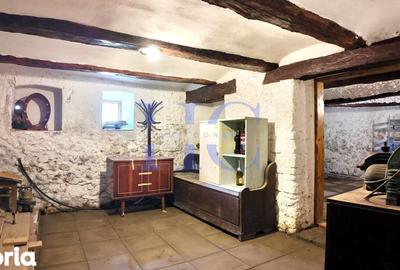 Casă cu 4 camere cu Teren 1622 Mp în Central - 14