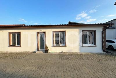 Apartament cu 3 camere decomandat în Turnișor - 2