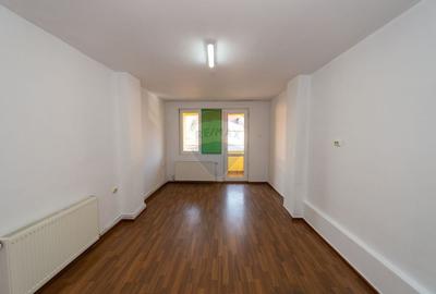 Vila de inchiriat, nemobilata, multifunctionala,  Aparatorii Patriei - 11