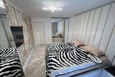 Apartament cu 3 camere decomandat, mobilat în Micro 6 - 9