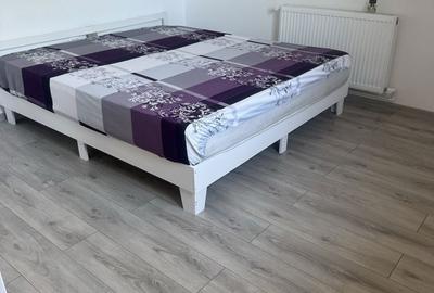Spațiu comercial, de 50 mp, în Central - 4