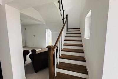 Vila superba Rosu, zona Crinului, 4 camere+terasa inchisa, 249 mp teren, 153 mp - 16