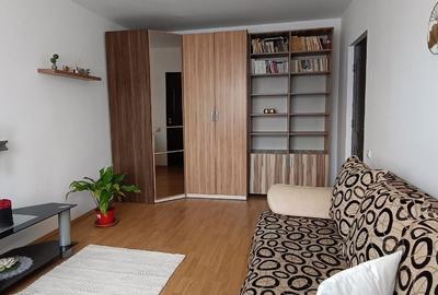 Proprietar, vand apartament cu 2 cam. mobilat si  utilat - 14