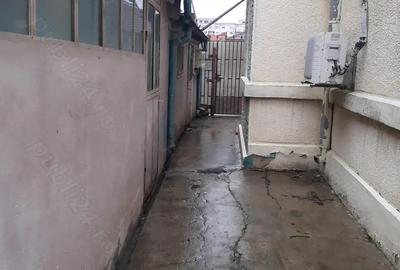 Vanzare Casa din caramida, supr. totala este de 387.mp., supr. const.121mp., str. Garii cu M. Bravu - 3