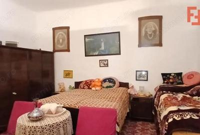 Casă cu 3 camere cu Canalizare în Satchinez - 8