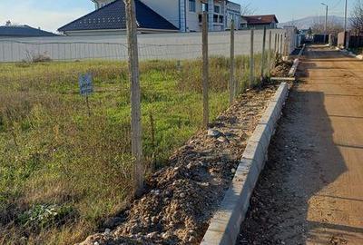Teren de 1000 mp, în Schela - 7