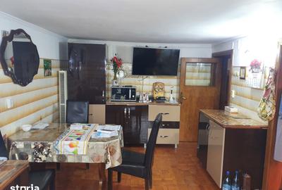 Casă cu 5 camere cu Teren 520 Mp în Vlădești - 5