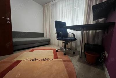 Apartament cu 3 camere decomandat în Colentina