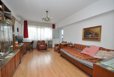 Militari Uverturii apartament 3 camere decomandat 2 bai bloc 1981 - 2