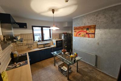 Casa 5 camere teren 800 mp Uverturii Bucuresti | Comision 0 - 3