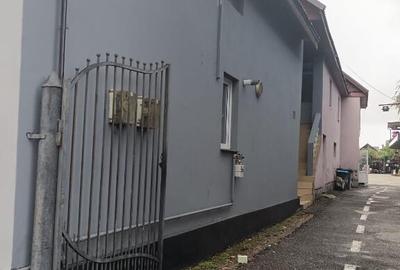 Vasile Lucaciu, casa cu spatiu comercial - 2