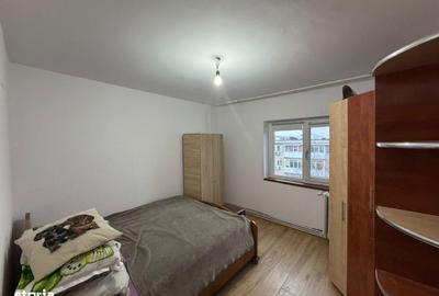 Apartament cu 2 camere decomandat, mobilat în Rovine