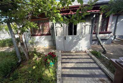 Casă individuală cu 3 camere cu Canalizare în Bucureștii Noi - 3