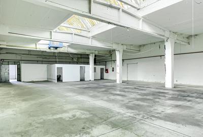 Spațiu industrial, de 420 mp, în UTA