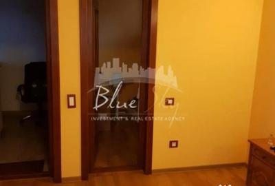 Casă cu 7 camere cu Canalizare în Km 5 - 8