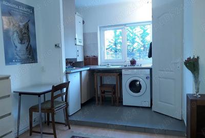 Garsonieră decomandată în Central - 3