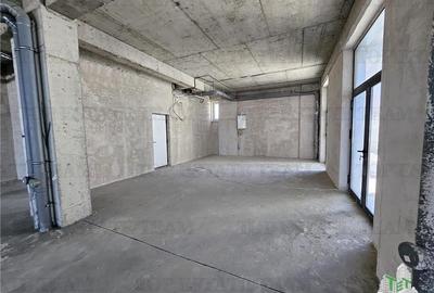 Spațiu comercial, de 208 mp, în Exterior Nord - 8