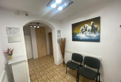 Birou, de 42.830001831055 mp, în Decebal - 6