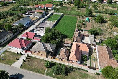 Casă cu 4 camere cu Teren 2171 Mp în Șimand - 8