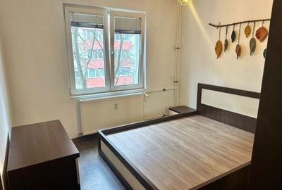 Apartament cu 3 camere decomandat în Central - 3