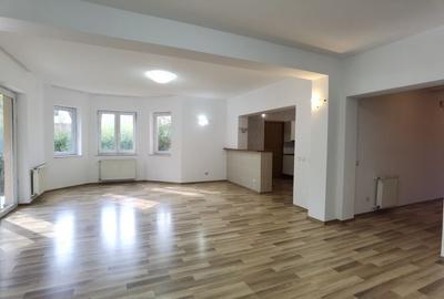 Vila cocheta langa British School, complex privat, gradina de 200 mp - 4