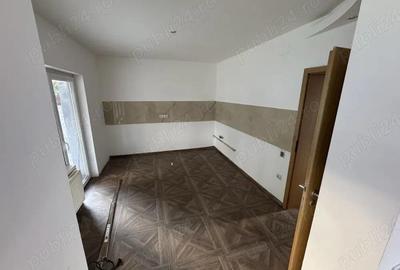 Casă cu 4 camere cu Teren 530 Mp în Dumbrăvița