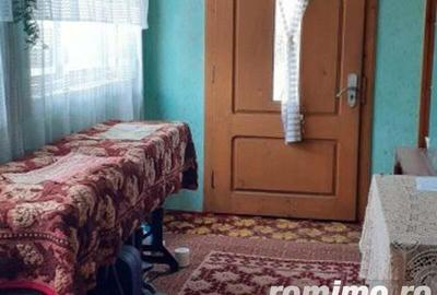 Casă cu 6 camere cu Canalizare în Domnești - 2