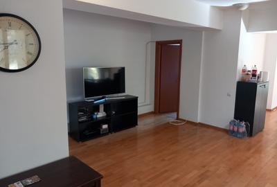 Cotroceni, Plevnei, imobil birouri 2005, etaj 1/4, lift, decomandat, parcare - 3