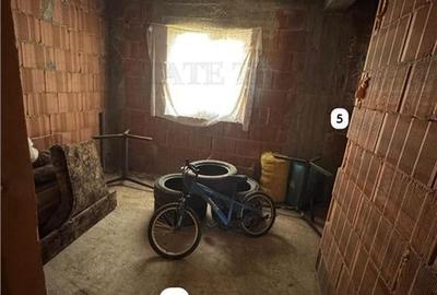 Vila individuala cuplata, la rosu, cu toate utilitatile, P+1+M, 253mp teren, in - 7