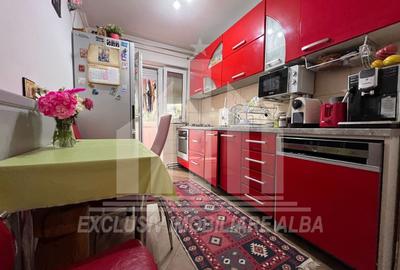 Apartament cu 4 camere decomandat, mobilat în Cetate - 2