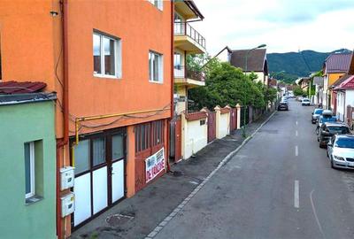 Spațiu comercial, de 81 mp, în Central - 1