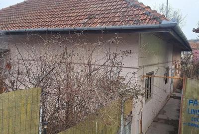 Casă cu 3 camere cu Teren 110 Mp în Central