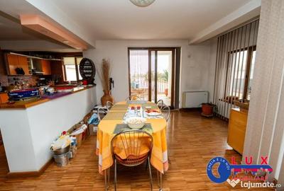Casă cu 6 camere cu Teren 436 Mp în Central