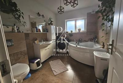 Duplex cu 4 camere cu Canalizare în Florești - 7