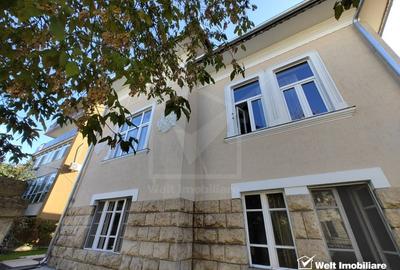 Casa de vanzare in Andrei Muresanu - zona exclusivista! - 2
