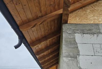 Vand casa p+m 250mp la ro?u cu teren 1200mp - 1