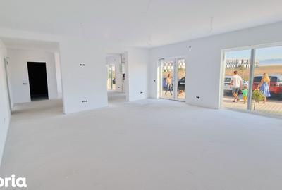 Spațiu comercial, de 36 mp, în Șelimbăr