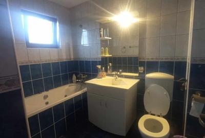 Casă individuală cu 10 camere cu Garaj în Central - 35