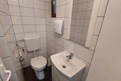 Spatiu comercial, parter, 50 mp, Calea Bucuresti zona Scoala 21 - 5