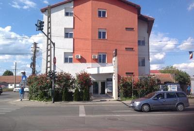 Spațiu comercial, de 1,200 mp, în Central - 1
