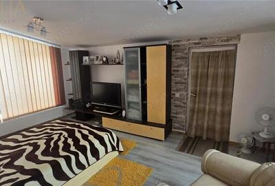 Casă cu 4 camere cu Teren 1303 Mp în Satu Nou - 9