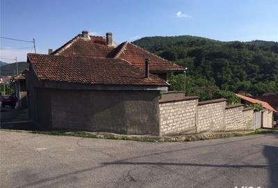 Casă cu 8 camere cu Teren 240 Mp în Orșova - 5