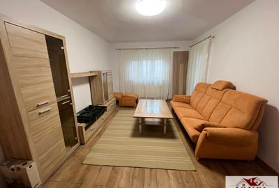 Apartament trei camere, renovat, cu garaj de vanzare in Alba Iulia, Tolstoi - 1