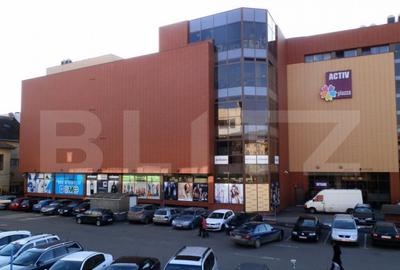 Cladire versatila , centru comercial, medical , birouri sau - 3