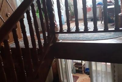 Casă cu Teren 315 Mp în Central - 1