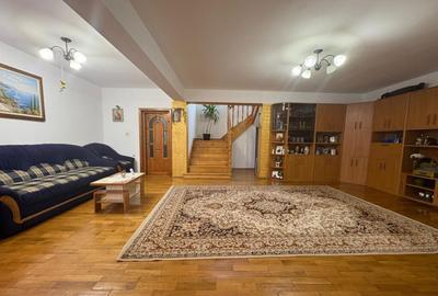 *Conac impresionant* - pretabil re?edin?a sau business - 3