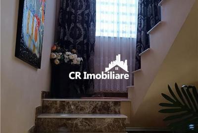 Casă cu 5 camere cu Teren 313 Mp în Central - 5