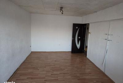 Apartament cu 2 camere decomandat în Obor